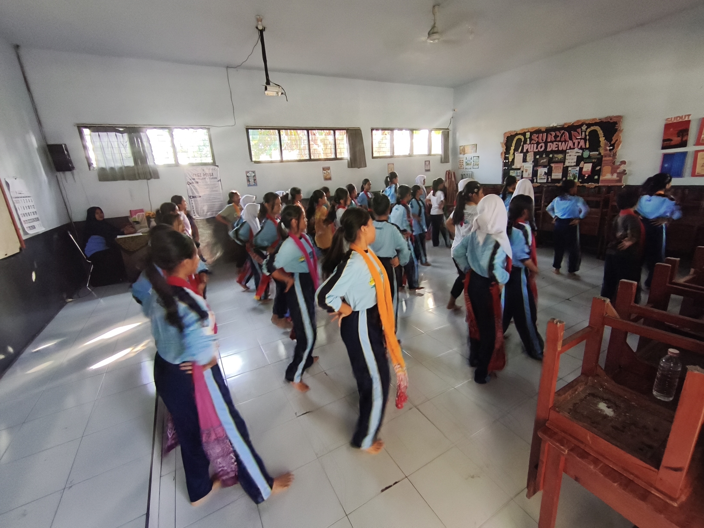 Kegiatan Rutin Extra Tari