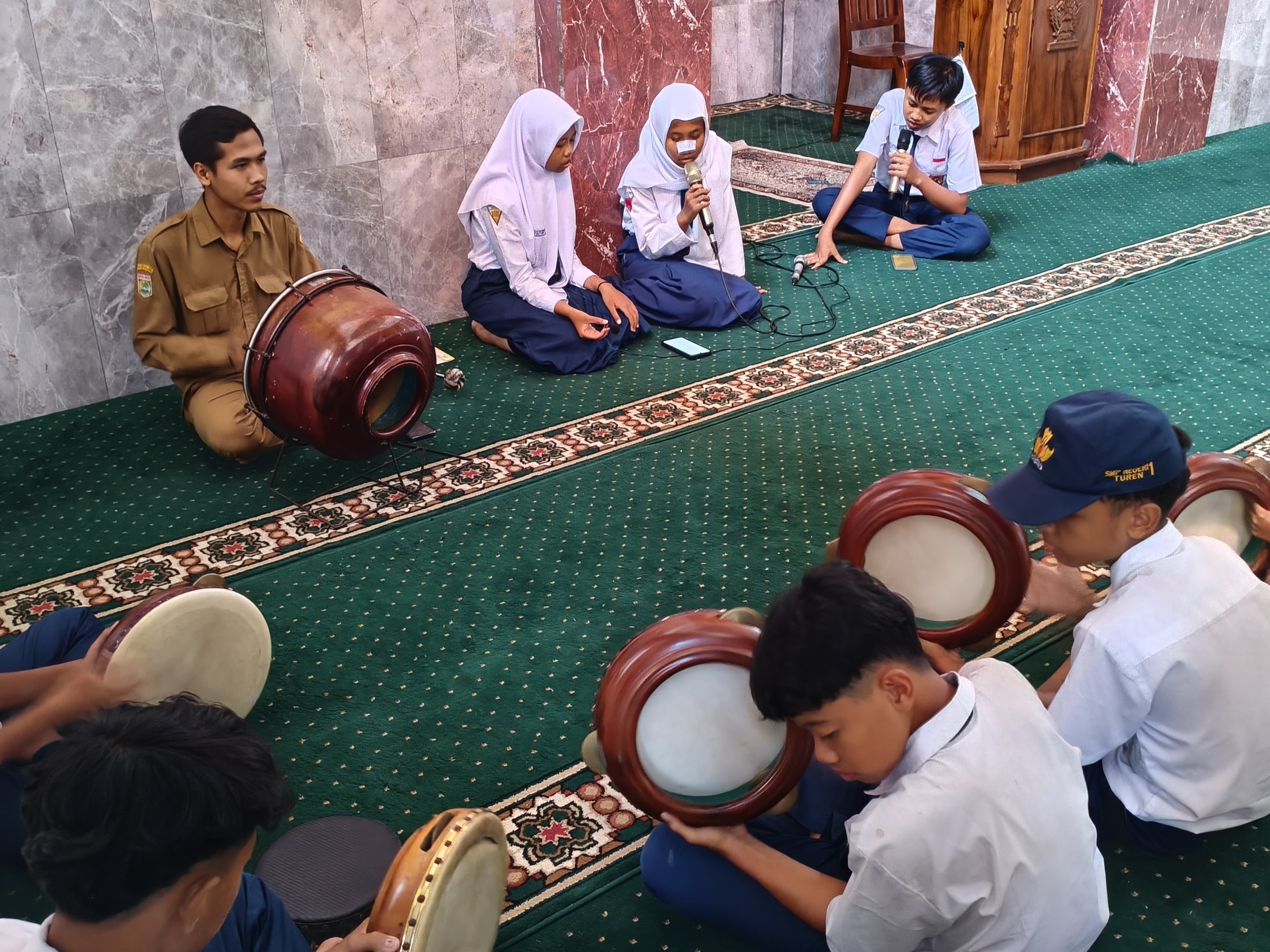 Kegiatan Rutin Al Banjari