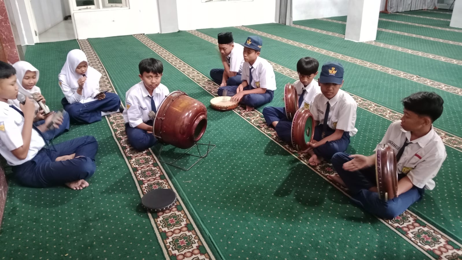 Kegiatan Rutin Al Banjari