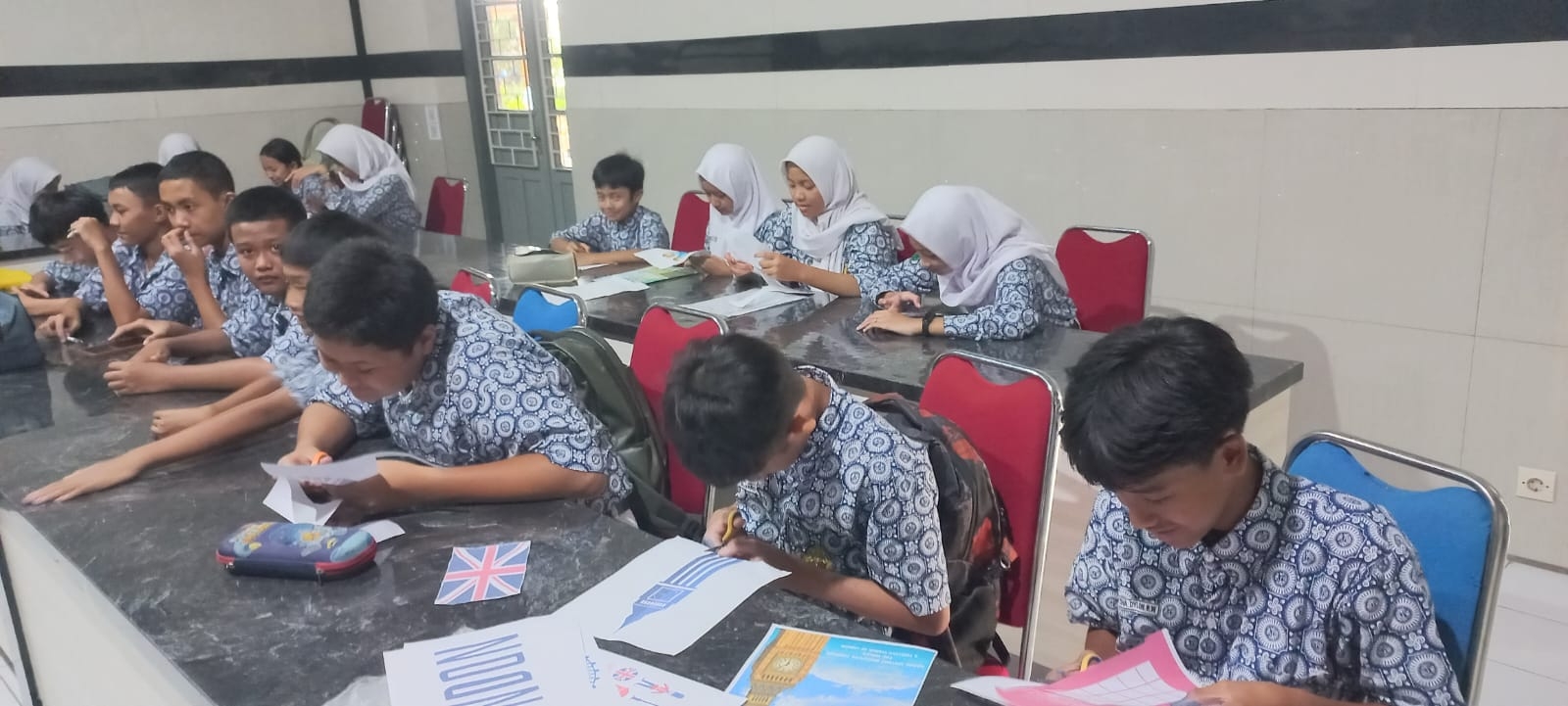 Kegiatan Rutin English Club