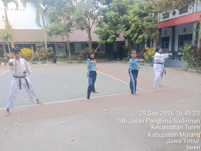 Kegiatan Rutin Karate